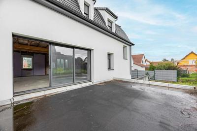 Maison - 200 m² - 7 pièces
