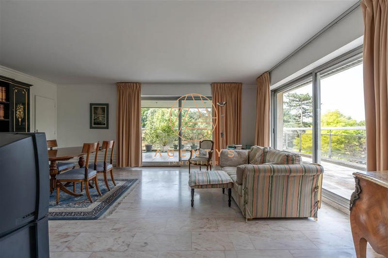 Appartement - 157 m² - 5 pièces