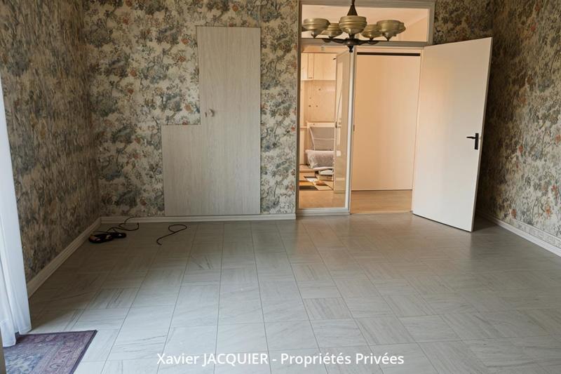 Maison - 94 m² - 5 pièces
