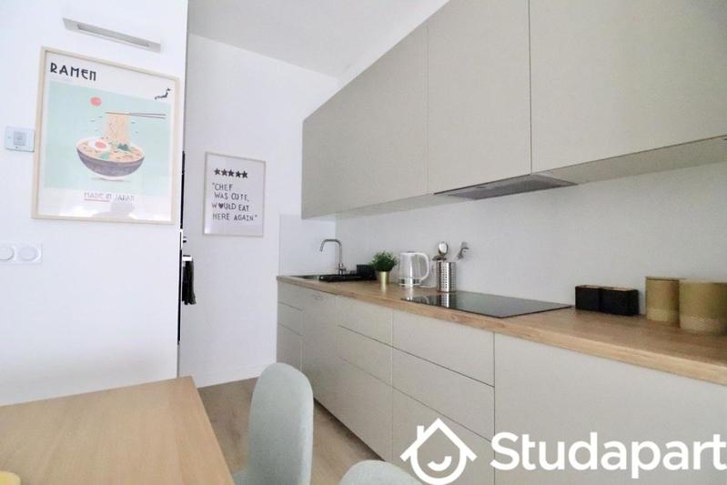 Chambre - 11 m² - 1 pièce