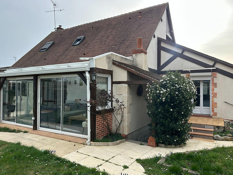Maison - 166 m² - 6 pièces