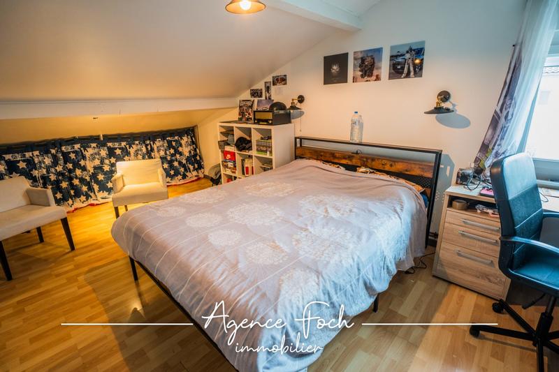 Maison traditionnelle - 133 m² - 6 pièces