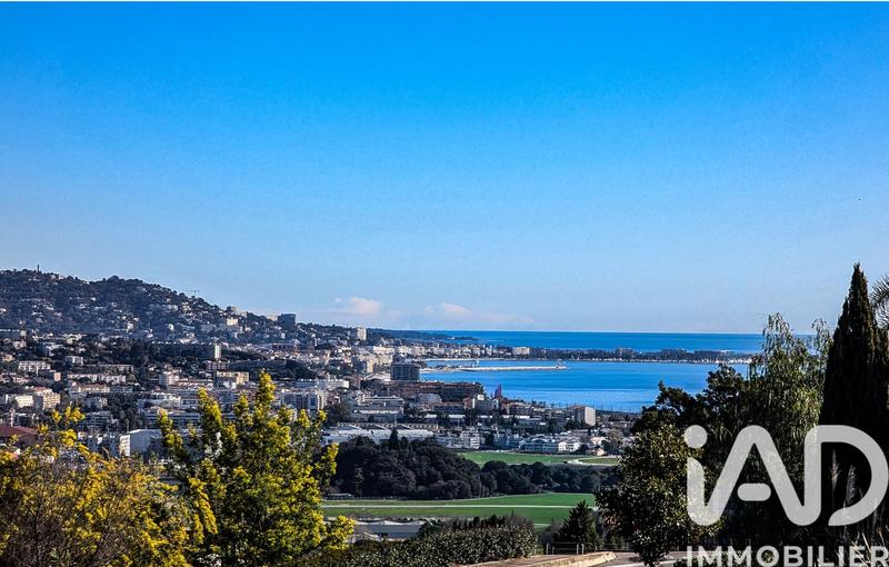 Appartement - 87 m² - 4 pièces