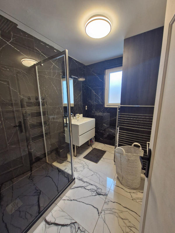 Appartement - 73 m² - 3 pièces