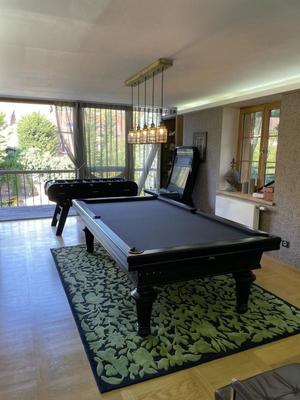 Maison traditionnelle - 650 m² - 11 pièces