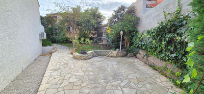 Villa - 100 m² - 5 pièces