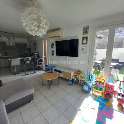 Maison de village - 121 m² - 6 pièces