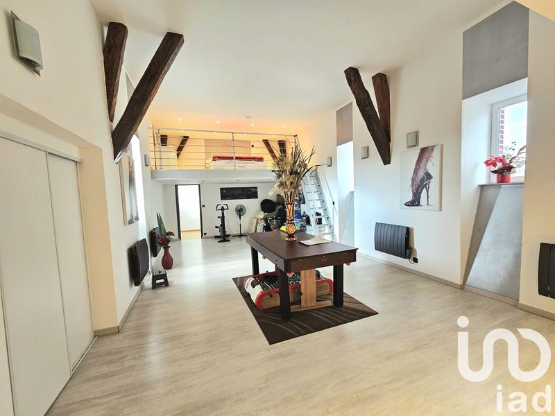 Maison - 200 m² - 7 pièces