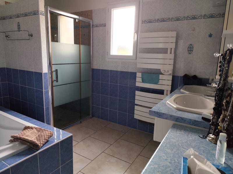 Maison - 145 m² - 5 pièces