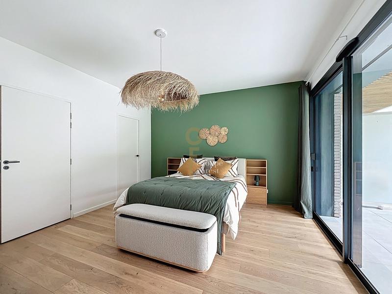 Appartement - 153 m² - 4 pièces