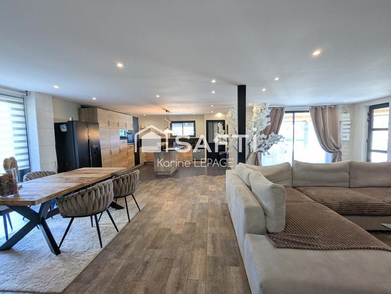 Maison - 175 m² - 7 pièces