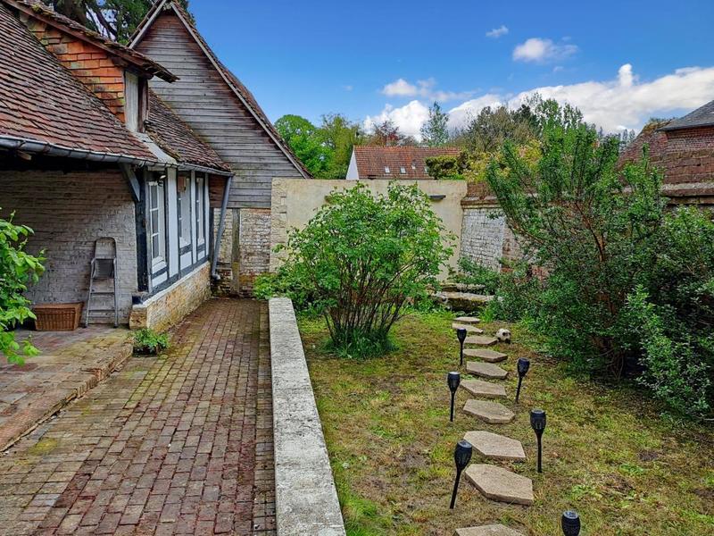 Maison - 170 m² - 7 pièces