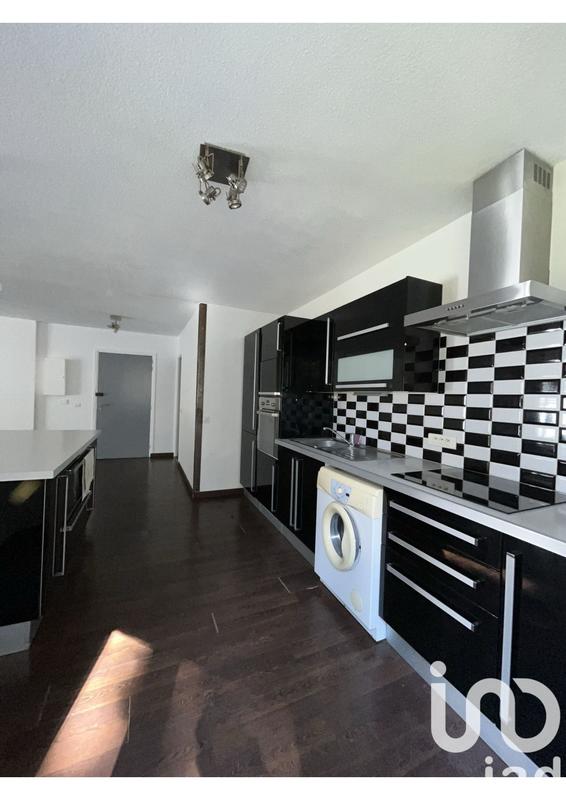 Appartement - 83 m² - 3 pièces