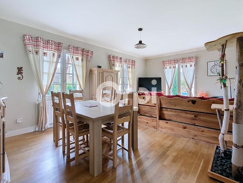 Maison - 160 m² - 6 pièces