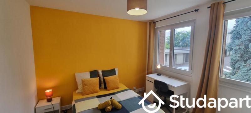 Chambre - 10 m² - 1 pièce