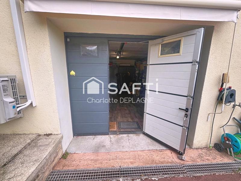 Maison - 207 m² - 9 pièces