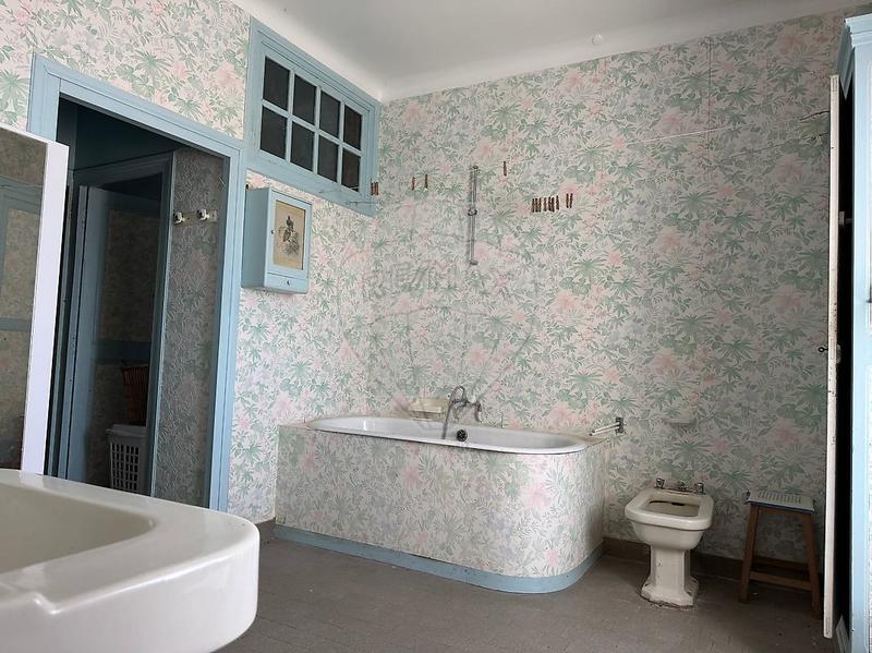 Maison bourgeoise - 379 m² - 11 pièces