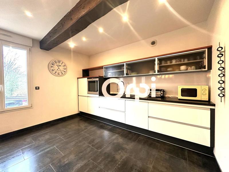 Maison - 222 m² - 6 pièces