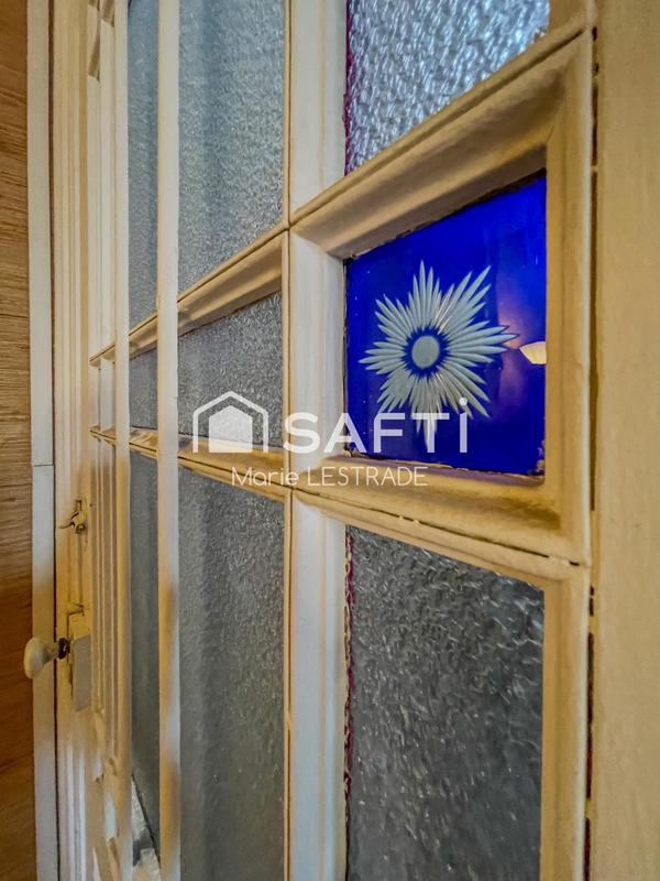 Appartement - 241 m² - 8 pièces