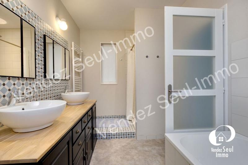 Maison de maîtres - 240 m² - 7 pièces