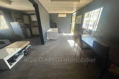 Fonds de commerce - 138 m²