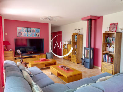 Maison - 145 m² - 6 pièces