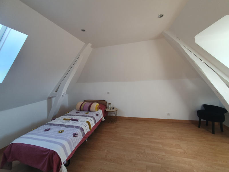 Maison - 187 m² - 10 pièces