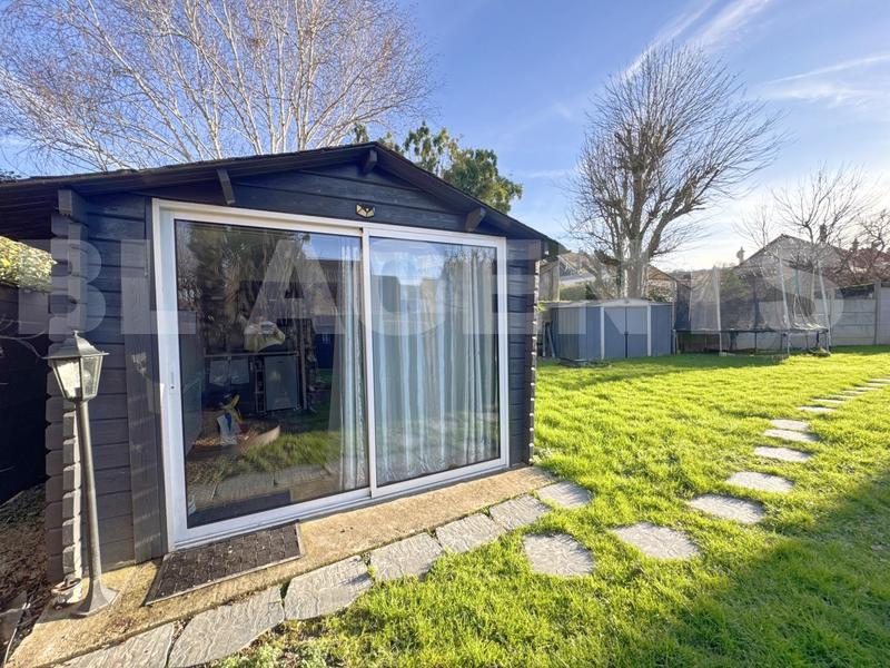 Maison - 157 m² - 6 pièces