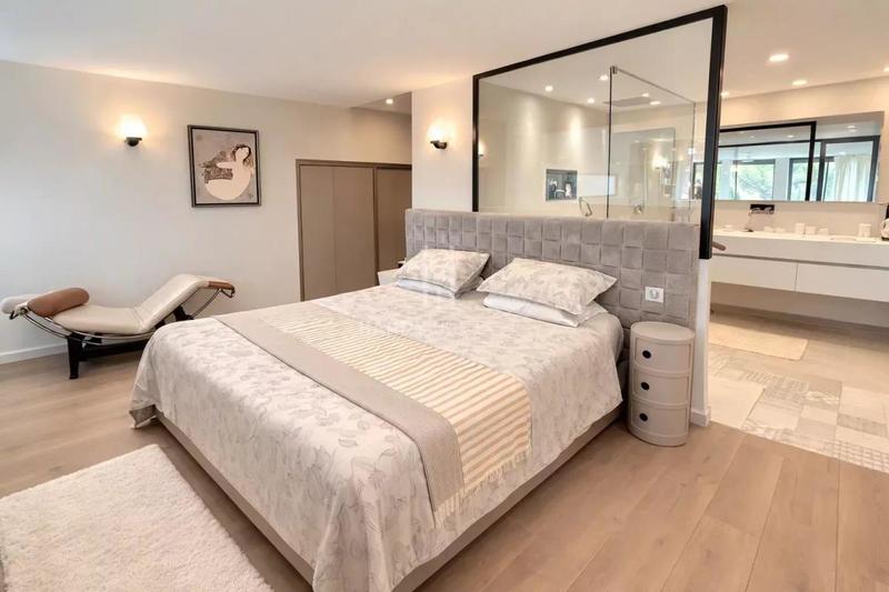 Loft - 170 m² - 3 pièces