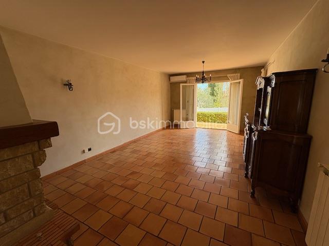 Maison traditionnelle - 105 m² - 5 pièces