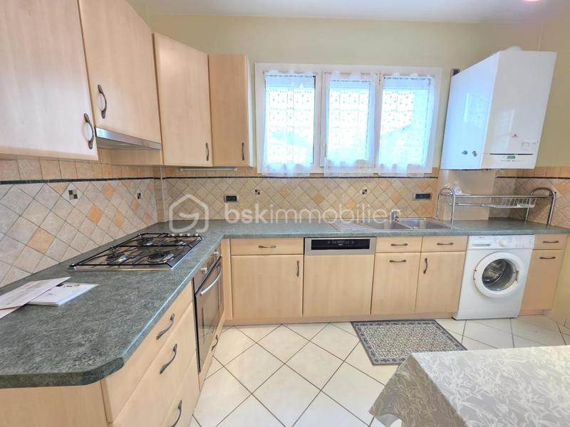 Maison - 91 m² - 4 pièces