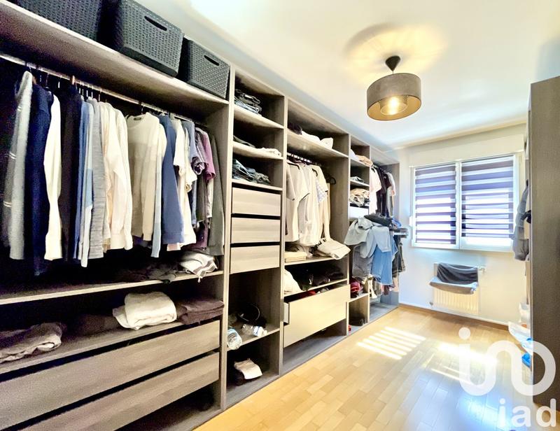 Appartement - 97 m² - 4 pièces