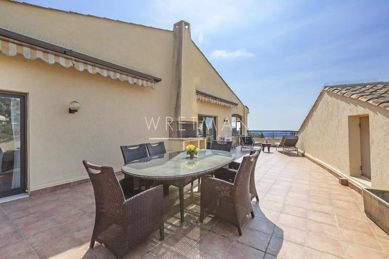 Appartement - 159 m² - 5 pièces