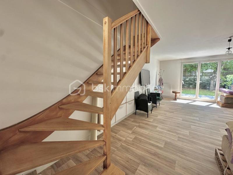 Maison - 106 m² - 6 pièces