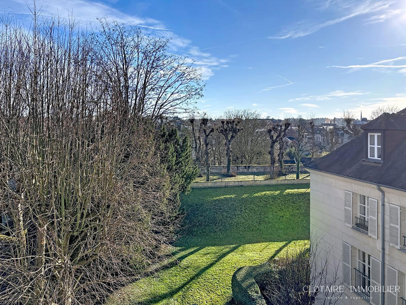 Appartement - 96 m² - 5 pièces