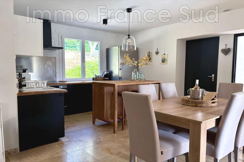 Villa - 120 m² - 5 pièces