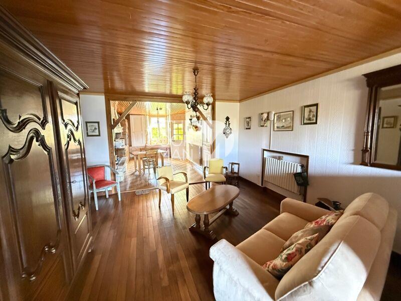 Maison en pierre - 144 m² - 5 pièces