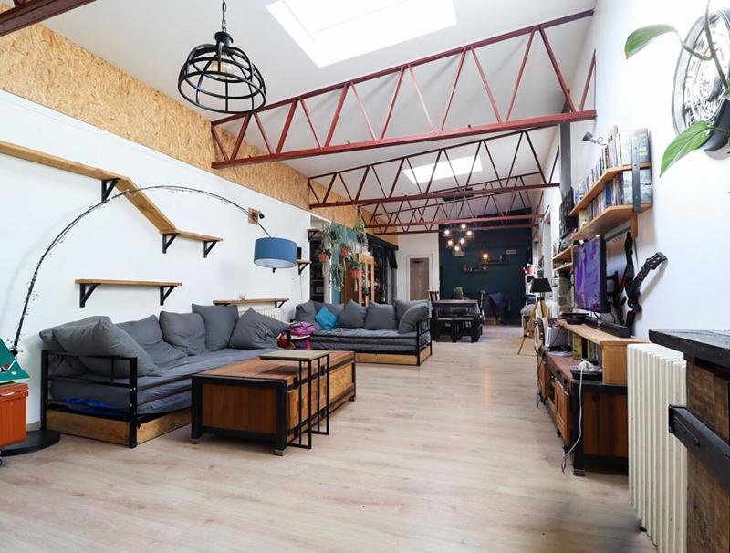 Maison - 137 m² - 6 pièces