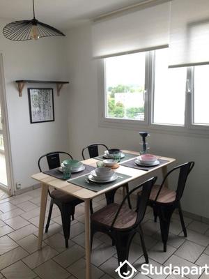 Chambre - 9 m² - 1 pièce