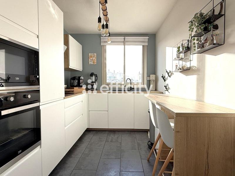 Appartement - 79 m² - 3 pièces