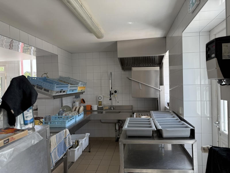 Maison - 410 m² - 9 pièces