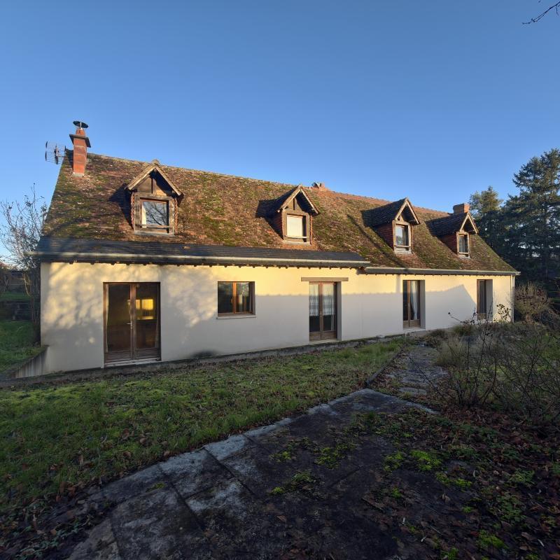 Maison - 211 m² - 6 pièces