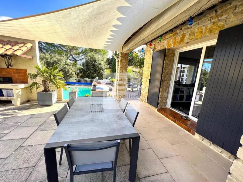 Mas - 163 m² - 6 pièces