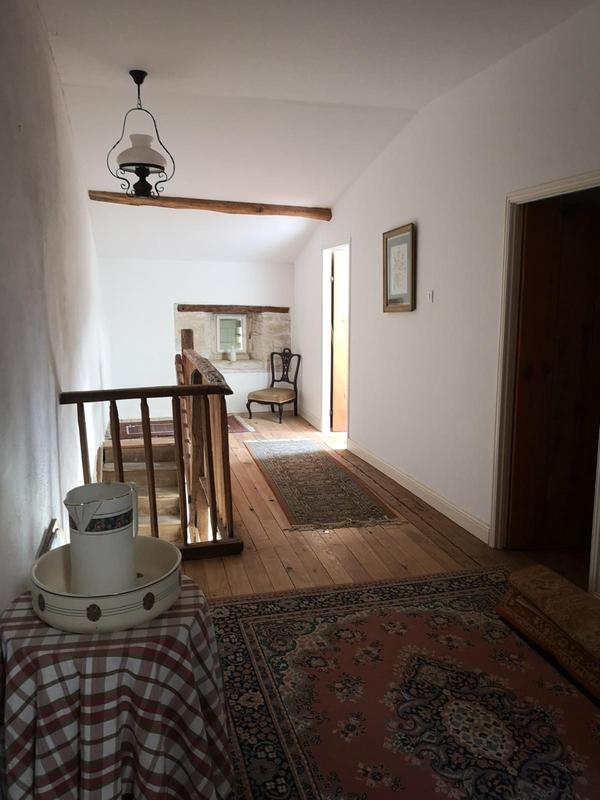 Maison - 258 m² - 10 pièces