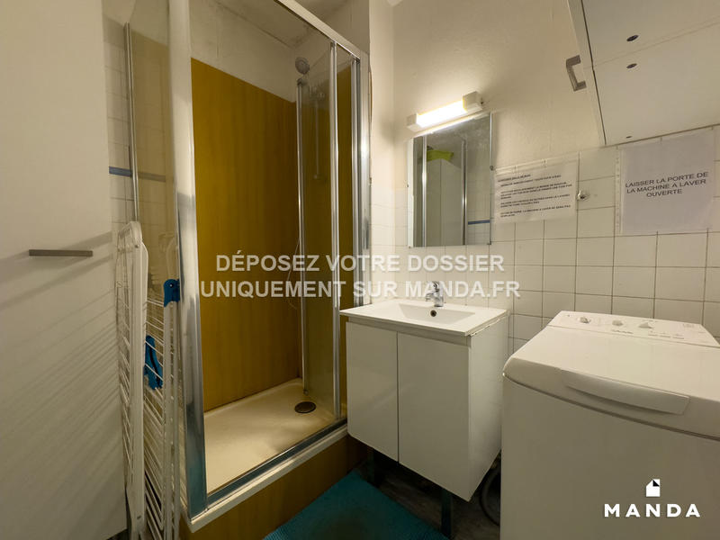 Chambre - 10 m² - 4 pièces