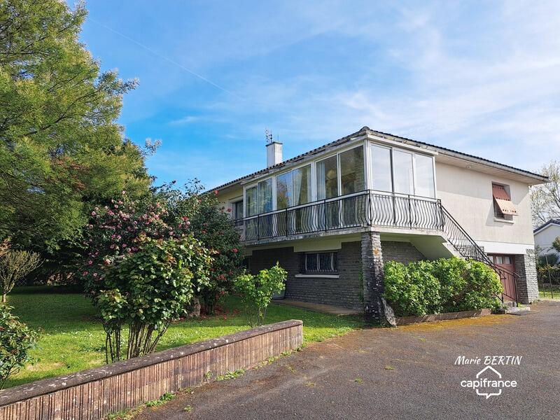 Maison - 108 m² - 6 pièces