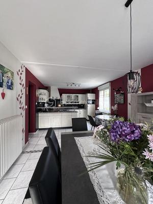 Maison - 105 m² - 5 pièces