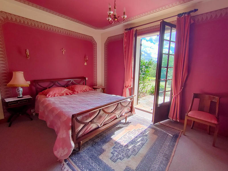 Maison - 170 m² - 7 pièces