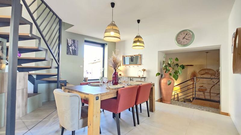 Maison - 148 m² - 7 pièces