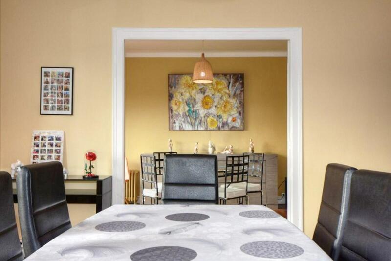 Maison - 180 m² - 8 pièces